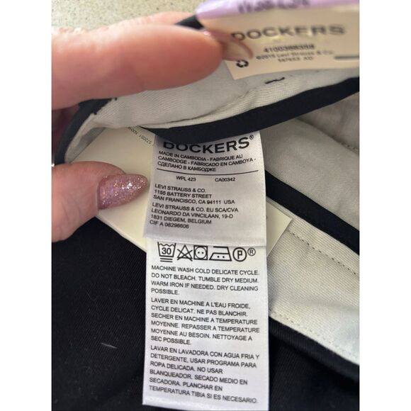 Khakis - Picture 6 of 7